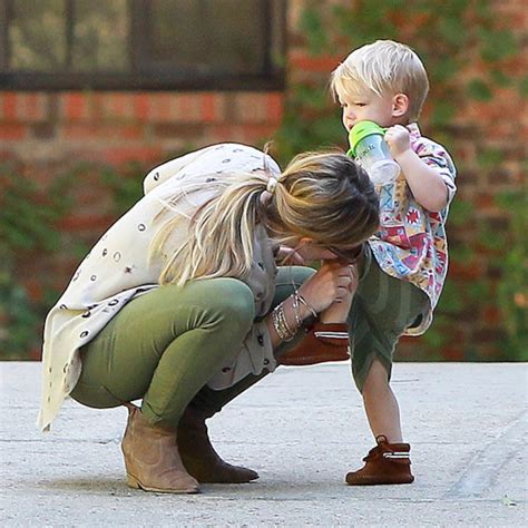 hilary duff deleted picture of son